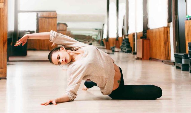 https://yasen.compusysesolutions.in/wp-content/uploads/2019/04/inner_image_dance_03-640x379.jpg