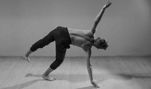 https://yasen.compusysesolutions.in/wp-content/uploads/2019/04/inner_image_dance_07-640x379.jpg